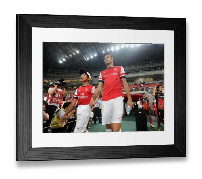 Framed Print : Olivier Giroud's Pre-Season Journey: Arsenal in Japan vs Nagoya Grampus (2013)