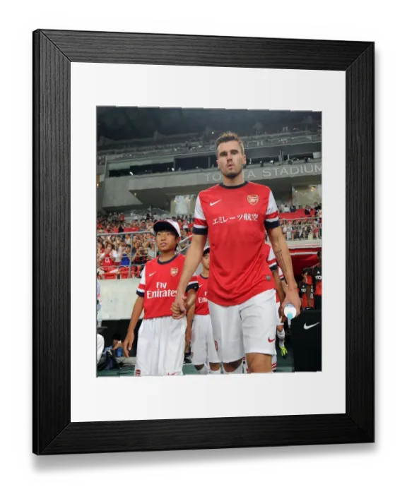 Framed Print : Carl Jenkinson and Arsenal Mascot Prepare for Nagoya Grampus Match, 2013 Framed Print : Carl Jenkinson and Arsenal Mascot Prepare for Nagoya Grampus Match, 2013