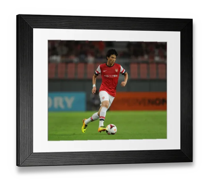 Framed Print : Ryo Miyaichi Plays for Arsenal Against Nagoya Grampus in Japan, 2013 Framed Print : Ryo Miyaichi Plays for Arsenal Against Nagoya Grampus in Japan, 2013
