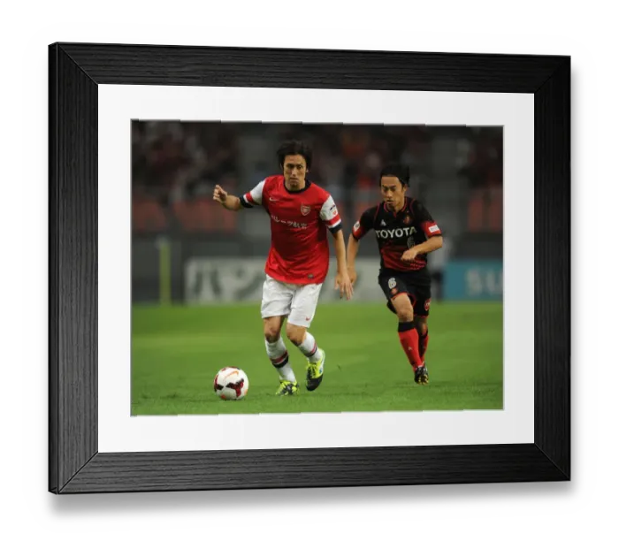 Framed Print : Rosicky Outpaces Abe: Arsenal vs Nagoya Grampus, 2013 Framed Print : Rosicky Outpaces Abe: Arsenal vs Nagoya Grampus, 2013