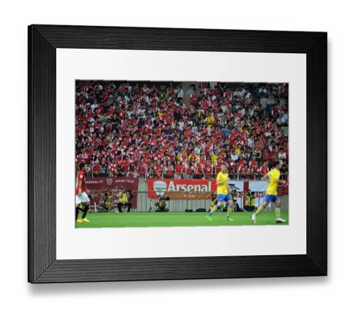 Framed Print : Arsenal Fans in Japan: Urawa Red Diamonds vs. Arsenal (2013) Framed Print : Arsenal Fans in Japan: Urawa Red Diamonds vs. Arsenal (2013)
