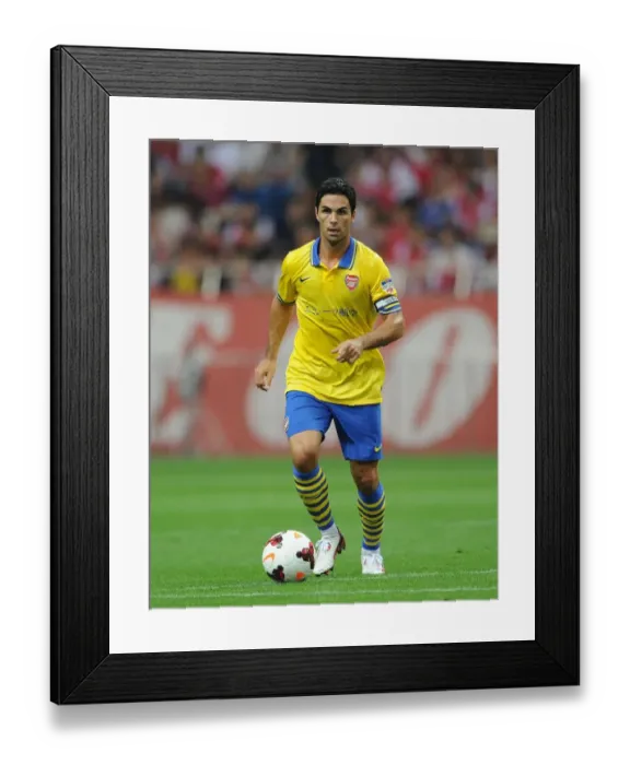 Framed Print : Mikel Arteta at Urawa Red Diamonds vs Arsenal (2013)