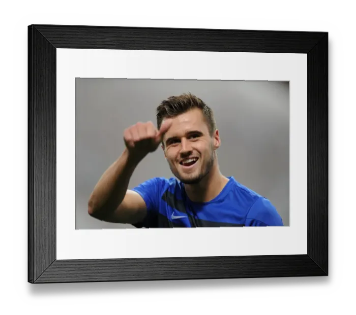 Framed Print : Carl Jenkinson at Arsenal's Pre-Season Training in Japan (2013) - Urawa Red Diamonds vs Arsenal