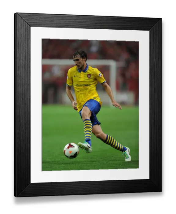 Framed Print : Ignasi Miquel in Action: Urawa Red Diamonds vs. Arsenal (2013-14) Framed Print : Ignasi Miquel in Action: Urawa Red Diamonds vs. Arsenal (2013-14)
