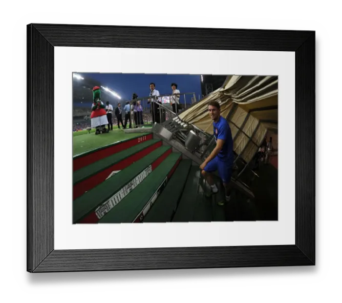 Framed Print : Aaron Ramsey Pre-Season Training with Arsenal at Urawa Red Diamonds, Japan (2013)