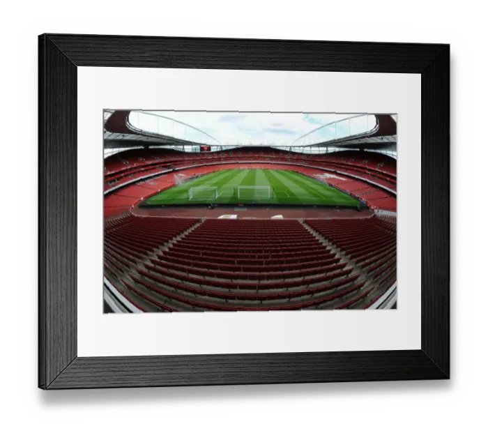 Framed Print : Clash at the Emirates: Arsenal vs. Galatasaray, 2013