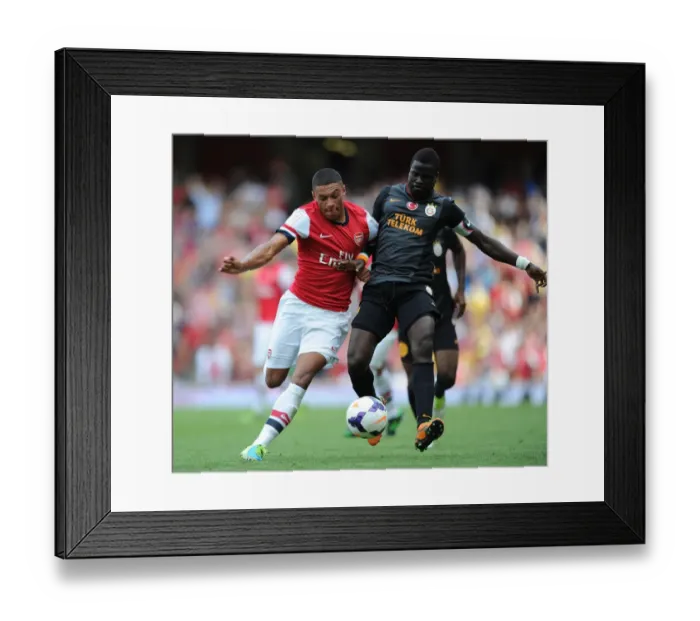 Framed Print : Clash of Champions: Oxlade-Chamberlain vs. Eboue - Arsenal vs. Galatasaray