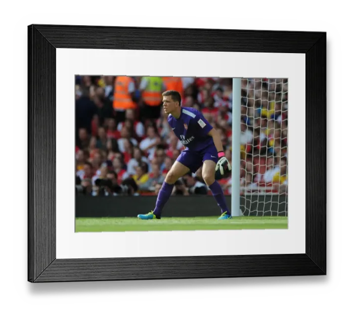 Framed Print : Wojciech Szczesny: Arsenal's Emirates Cup Star Framed Print : Wojciech Szczesny: Arsenal's Emirates Cup Star