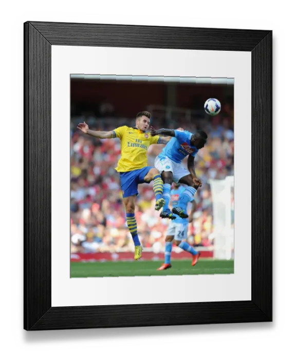 Framed Print : Arsenal vs Napoli Clash at the Emirates Cup, 2013 Framed Print : Arsenal vs Napoli Clash at the Emirates Cup, 2013