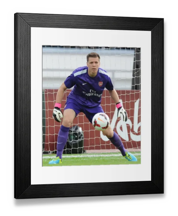 Framed Print : Arsenal's Szczesny Stands Out: Arsenal vs. Manchester City Pre-Season Clash (2013-14) Framed Print : Arsenal's Szczesny Stands Out: Arsenal vs. Manchester City Pre-Season Clash (2013-14)