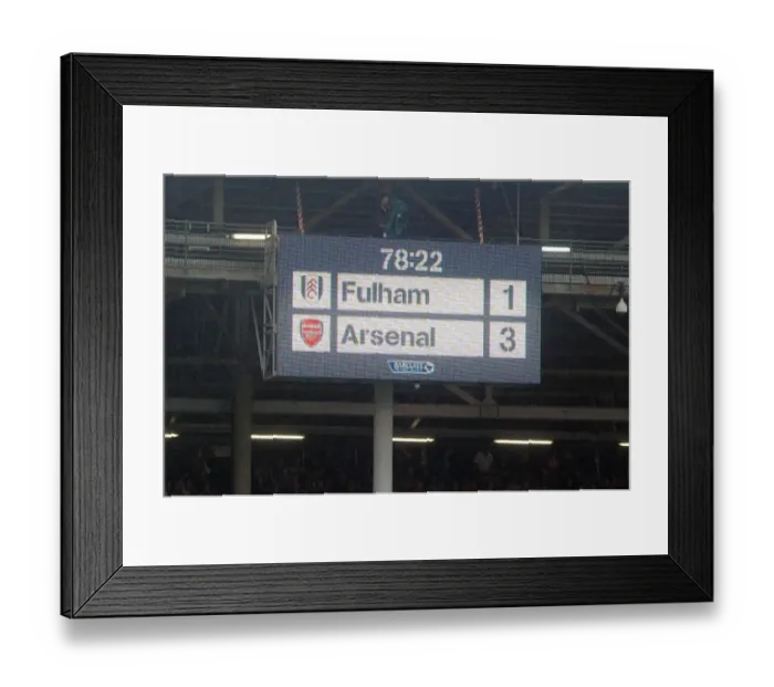 Framed Print : Arsenal's Quest for Victory: Fulham vs Arsenal, Premier League 2013-14
