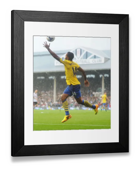 Framed Print : Theo Walcott in Action: Fulham vs. Arsenal, Premier League 2013-14