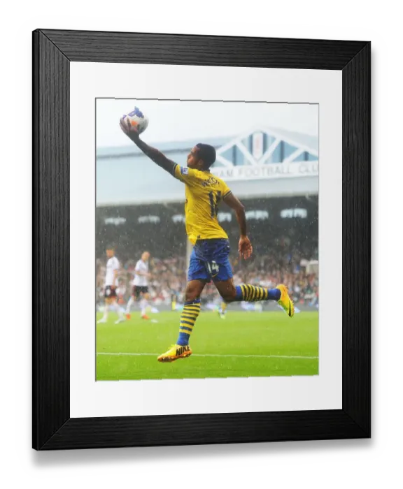 Framed Print : Theo Walcott in Action: Fulham vs Arsenal, Premier League 2013-14 Framed Print : Theo Walcott in Action: Fulham vs Arsenal, Premier League 2013-14
