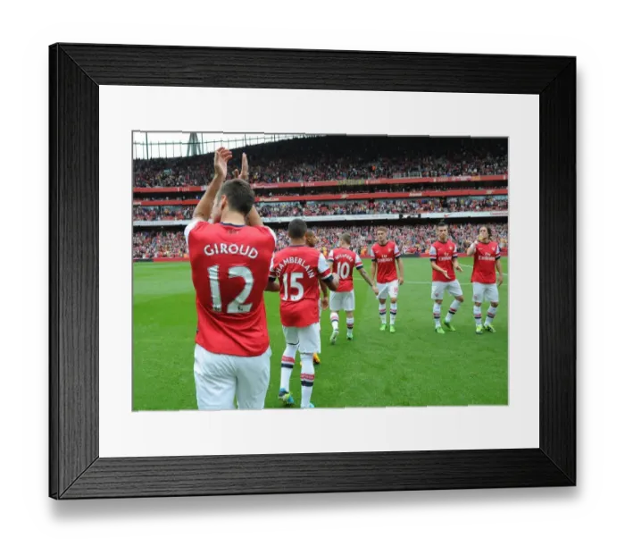 Framed Print : Arsenal Squad Gears Up for Premier League Clash Against Aston Villa (2013-14) Framed Print : Arsenal Squad Gears Up for Premier League Clash Against Aston Villa (2013-14)