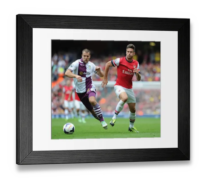 Framed Print : Giroud Outmaneuvers Vlaar: Arsenal vs Aston Villa, Premier League 2013-14 Framed Print : Giroud Outmaneuvers Vlaar: Arsenal vs Aston Villa, Premier League 2013-14