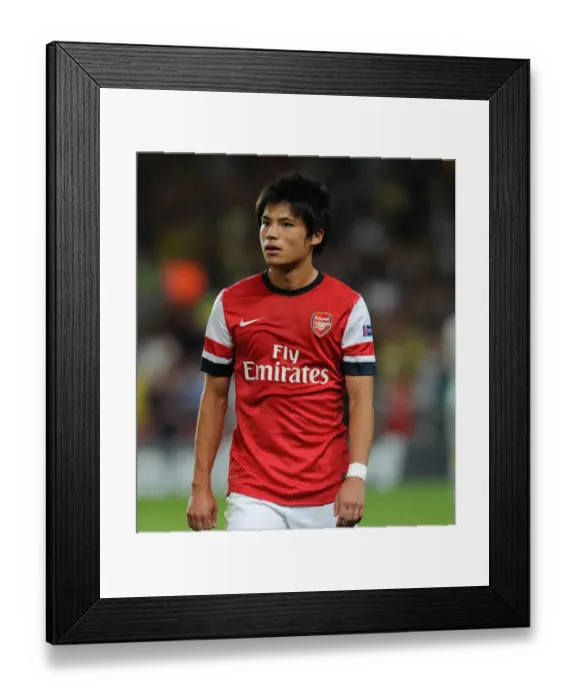 Framed Print : Ryo Miyaichi: Arsenal's Determined Striker in UEFA Champions League Clash Against Fenerbahce (2013-14) Framed Print : Ryo Miyaichi: Arsenal's Determined Striker in UEFA Champions League Clash Against Fenerbahce (2013-14)