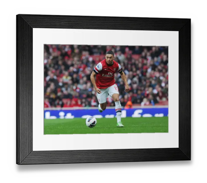 Framed Print : Arsenal's Alex Oxlade-Chamberlain in Action against Norwich City (2012-13) Framed Print : Arsenal's Alex Oxlade-Chamberlain in Action against Norwich City (2012-13)