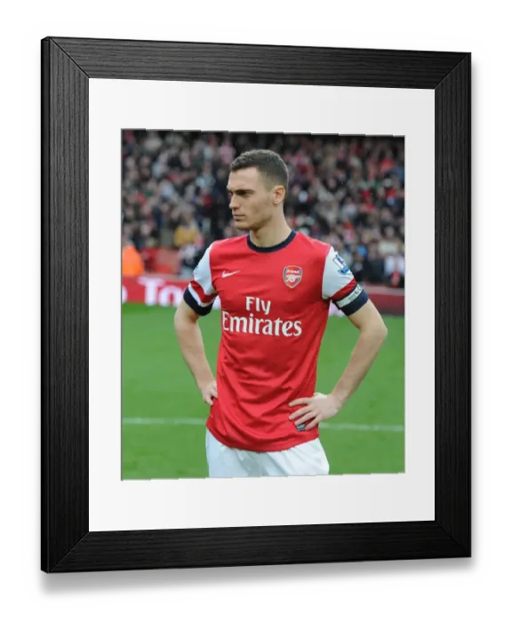 Framed Print : Arsenal's Thomas Vermaelen Pre-Match at Emirates Stadium (Arsenal v Norwich City, 2012-13)