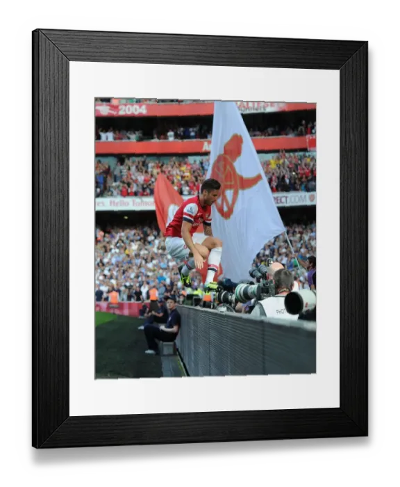 Framed Print : Arsenal's Olivier Giroud Scores Thrilling Goal to Defeat Tottenham Hotspur in the Premier League 2013-14 Framed Print : Arsenal's Olivier Giroud Scores Thrilling Goal to Defeat Tottenham Hotspur in the Premier League 2013-14