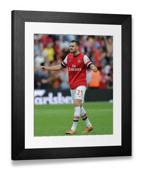 Framed Print : Carl Jenkinson's Exultant Moment: Arsenal's Derby Victory over Tottenham (2013) Framed Print : Carl Jenkinson's Exultant Moment: Arsenal's Derby Victory over Tottenham (2013)