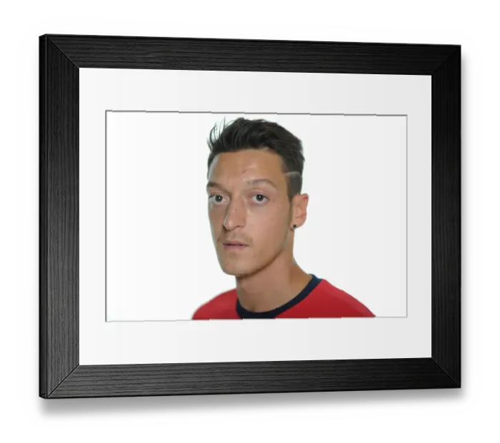 Framed Print : Arsenal's New Signing Mesut Ozil at Munich Photo Shoot Framed Print : Arsenal's New Signing Mesut Ozil at Munich Photo Shoot