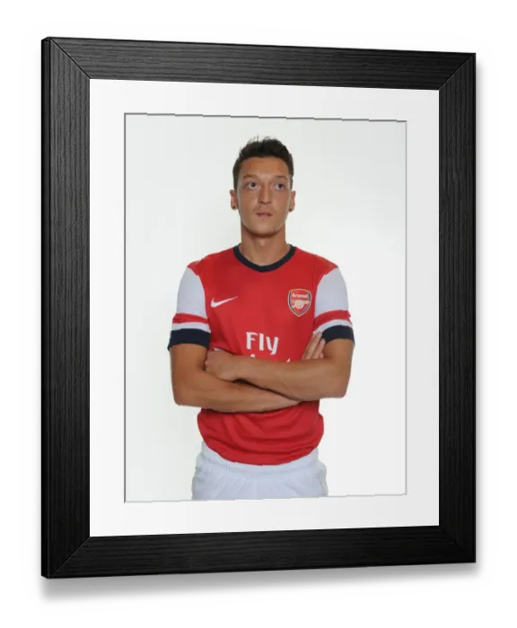 Framed Print : Mesut Ozil: Arsenal's New Signing at Munich Photo Shoot Framed Print : Mesut Ozil: Arsenal's New Signing at Munich Photo Shoot
