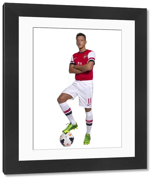 MUNICH, GERMANY - SEPTEMBER 04: Arsenal photo shoot with new signing Mesut Ozil on September 4