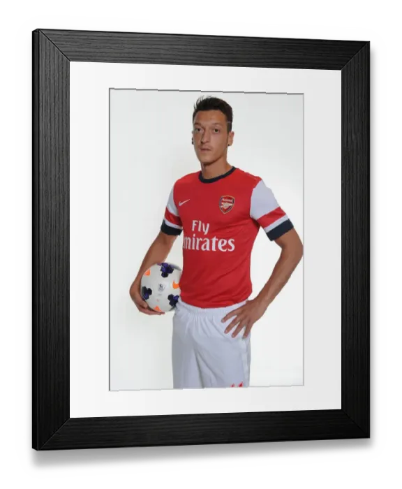 Framed Print : New Signing Mesut Ozil at Arsenal's Munich Photo Shoot Framed Print : New Signing Mesut Ozil at Arsenal's Munich Photo Shoot