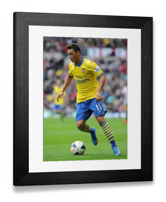 Framed Print : Mesut Ozil in Action: Arsenal vs. Sunderland, Premier League 2013-14 Framed Print : Mesut Ozil in Action: Arsenal vs. Sunderland, Premier League 2013-14