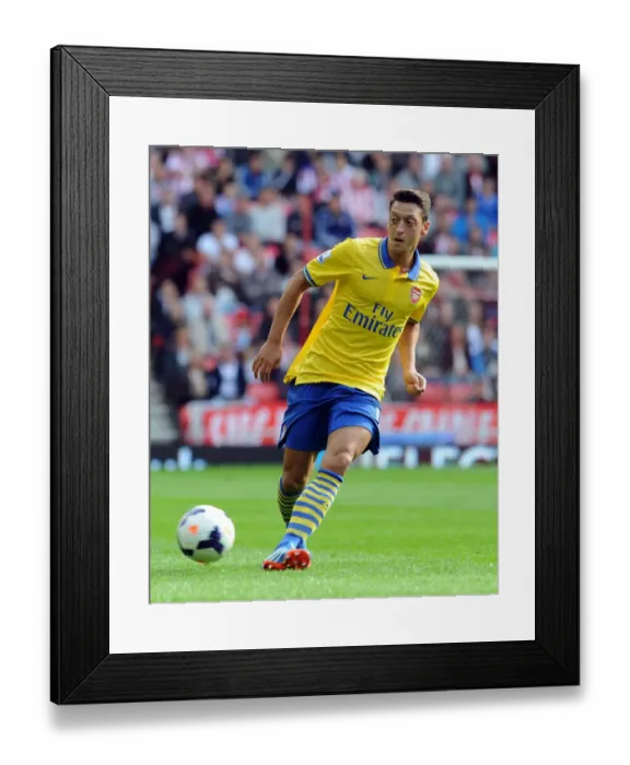 Framed Print : Mesut Ozil: In Action Against Sunderland, Premier League 2013-14