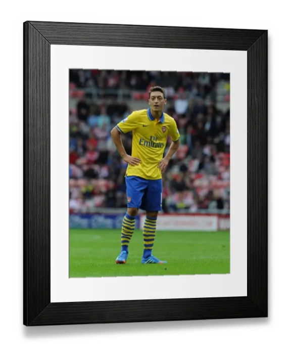 Framed Print : Mesut Ozil in Action: Sunderland vs Arsenal, Premier League 2013-14 Framed Print : Mesut Ozil in Action: Sunderland vs Arsenal, Premier League 2013-14