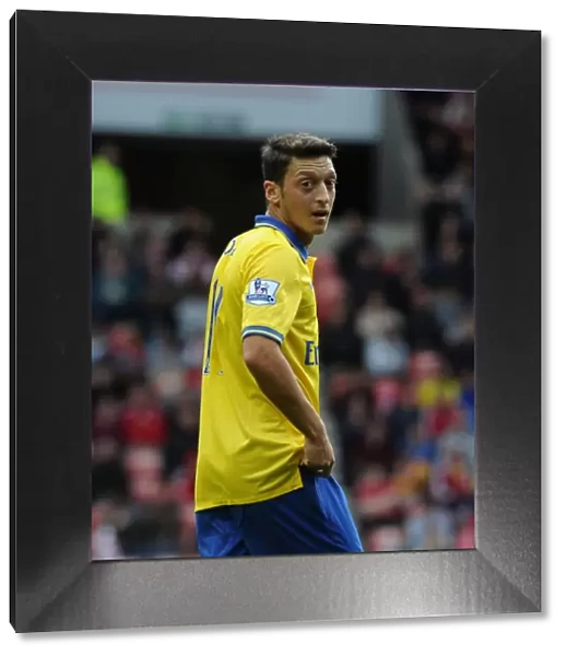 Mesut Ozil in Action: Sunderland vs Arsenal, Premier League 2013-14