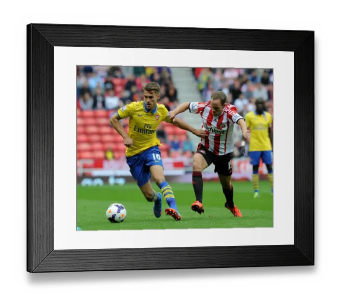Framed Print : Ramsey Outpaces Vaughan: Sunderland vs. Arsenal, 2013-14 Premier League