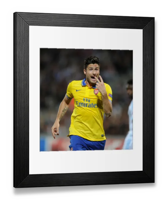 Framed Print : Olivier Giroud in Action: Arsenal vs. Marseille, UEFA Champions League 2013-14