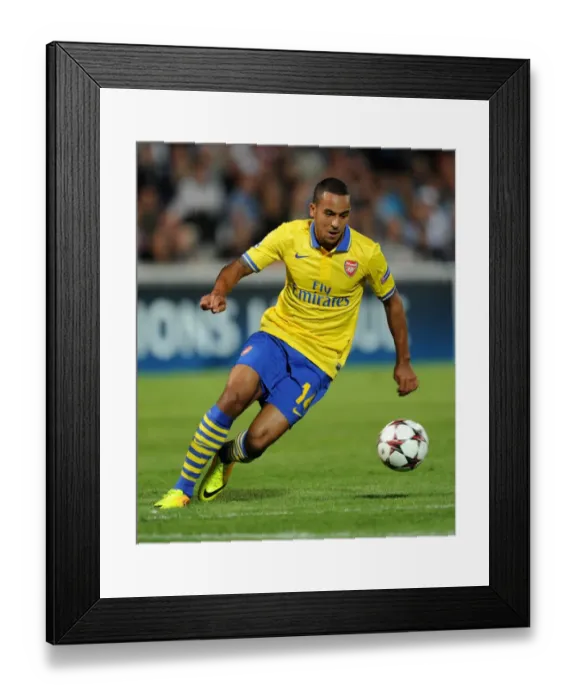 Framed Print : Theo Walcott (Arsenal). Olympic Marseille 1: 2 Arsenal. UEFA Champions League. Group F