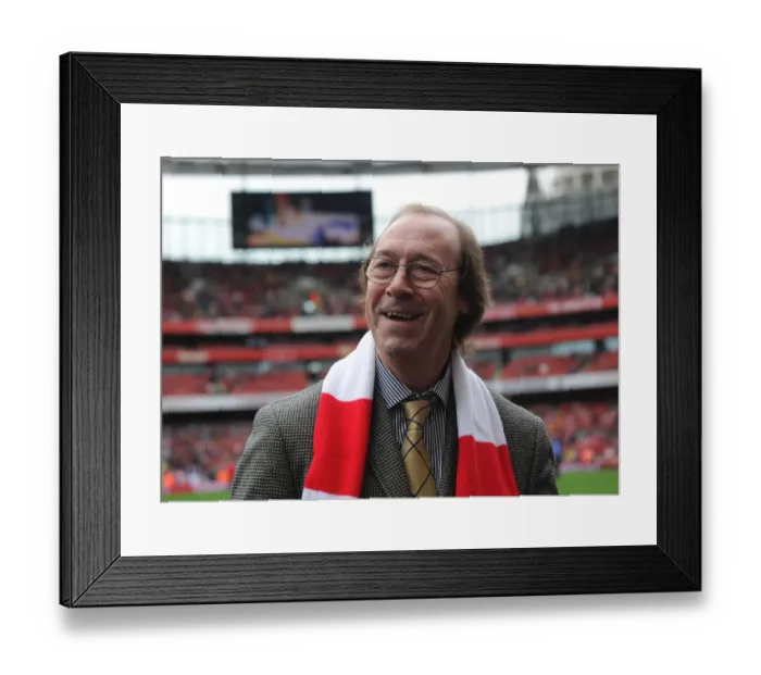 Framed Print : Charlie George Inspires Arsenal Fans at Half Time vs Stoke City, 2013
