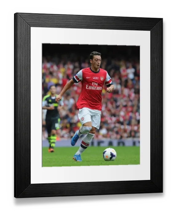 Framed Print : Mesut Ozil in Action: Arsenal vs Stoke City, Premier League 2013-14 Framed Print : Mesut Ozil in Action: Arsenal vs Stoke City, Premier League 2013-14
