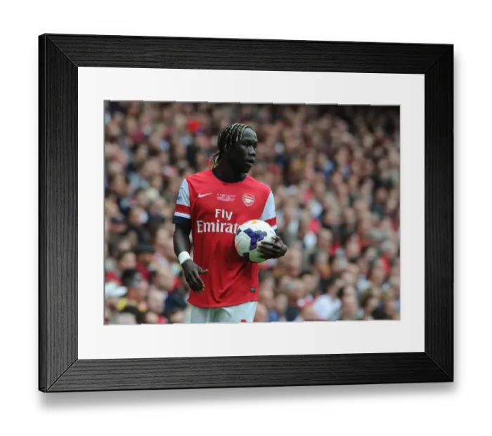 Framed Print : Bacary Sagna in Action: Arsenal vs Stoke City, Premier League 2013-14