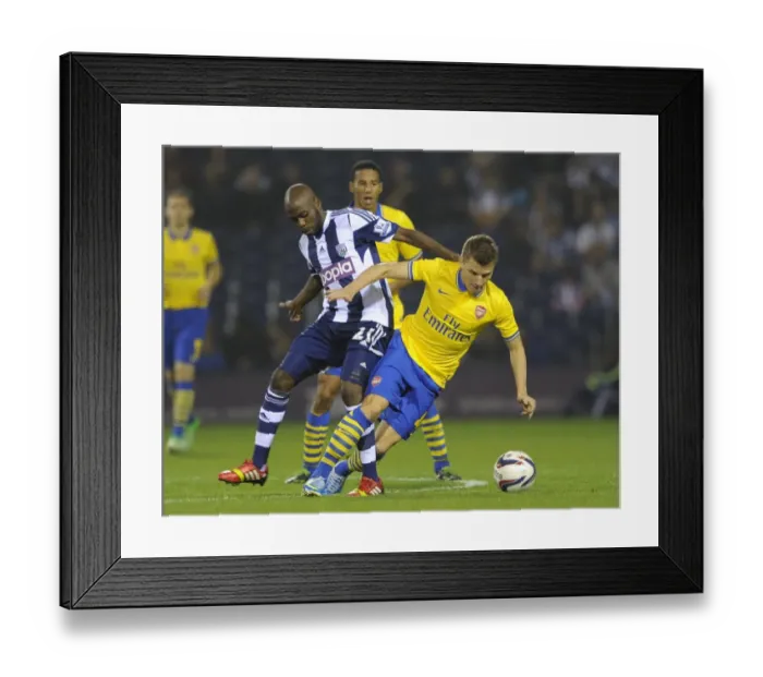 Framed Print : Thomas Eisfeld (Arsenal) Youssouf Mulumbu (WBA). West Bromwich Albion 1: 1 Arsenal Framed Print : Thomas Eisfeld (Arsenal) Youssouf Mulumbu (WBA). West Bromwich Albion 1: 1 Arsenal