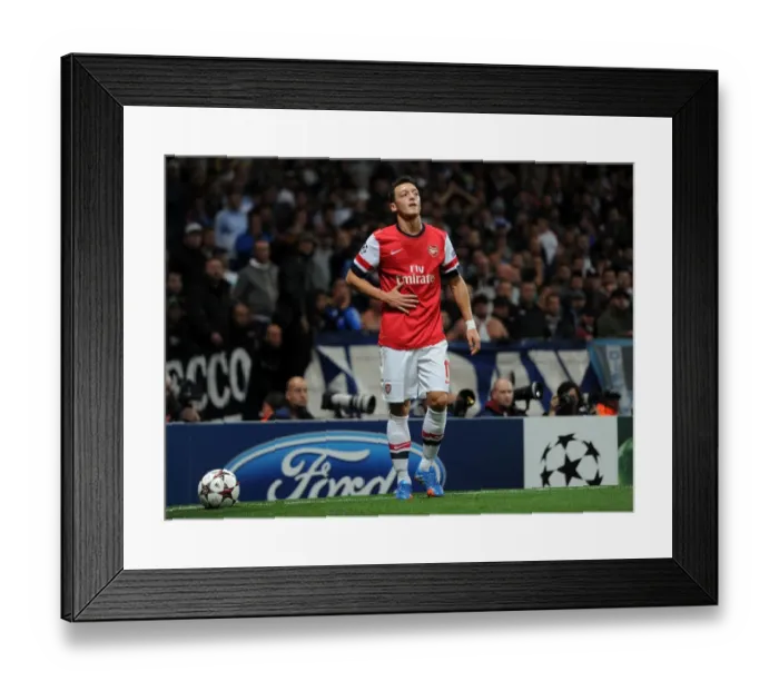 Framed Print : Mesut Ozil in Action: Arsenal vs SSC Napoli, UEFA Champions League, 2013