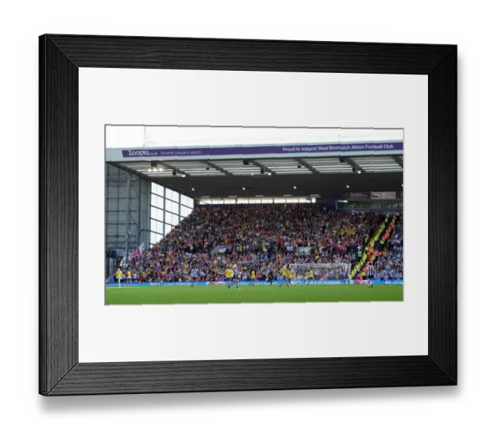 Framed Print : Arsenal fans. West Bromwich Albion 1: 1 Arsenal. Barclays Premier League. The Hawthorns, 6  /  10  /  13
