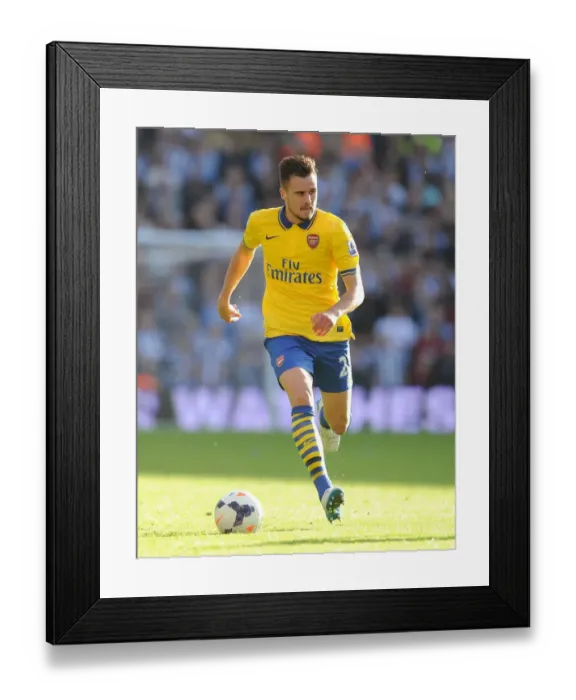 Framed Print : Arsenal vs. West Bromwich Albion: Premier League Clash (2013-14)