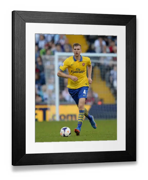 Framed Print : Per Mertesacker in Action: West Bromwich Albion vs. Arsenal, Premier League 2013-14