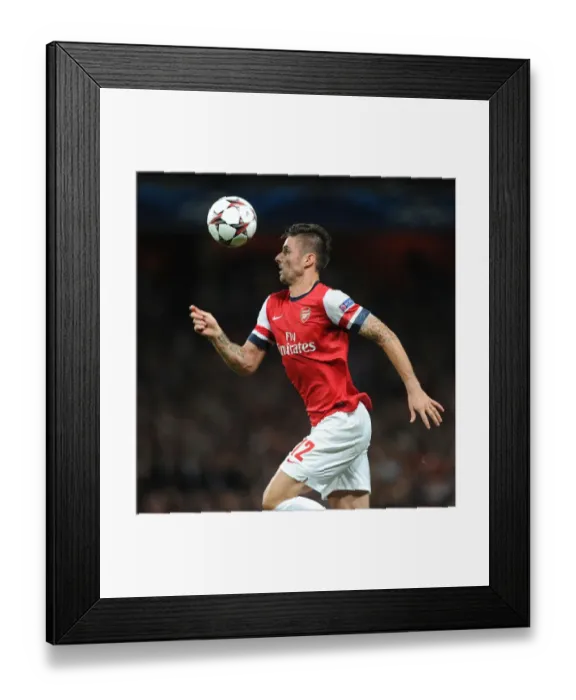 Framed Print : Arsenal vs Borussia Dortmund: Olivier Giroud in Action, UEFA Champions League 2013-14 Framed Print : Arsenal vs Borussia Dortmund: Olivier Giroud in Action, UEFA Champions League 2013-14