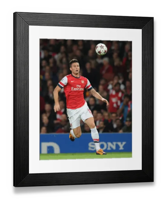 Framed Print : Olivier Giroud: Arsenal's Formidable Striker in Action