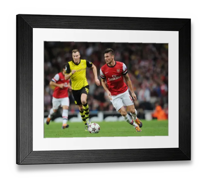 Framed Print : Champions League Clash: Arsenal vs Borussia Dortmund at Emirates Stadium (2013-14) Framed Print : Champions League Clash: Arsenal vs Borussia Dortmund at Emirates Stadium (2013-14)