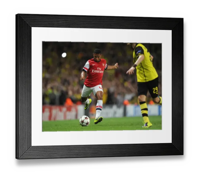 Framed Print : Serge Gnabry (Arsenal). Arsenal 1: 2 Borussia Dortmund. UEFA Champions League. Group F