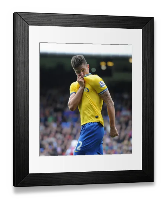 Framed Print : Olivier Giroud Scores Arsenal's Second Goal vs Crystal Palace (2013-14)