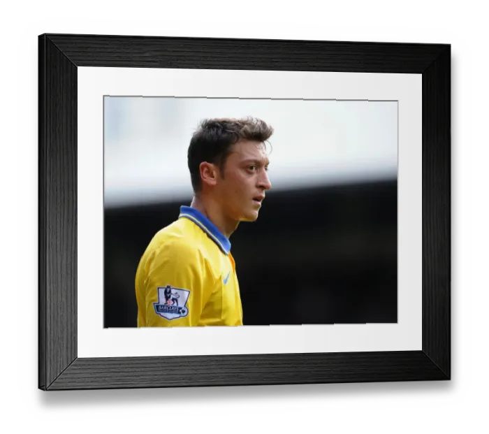 Framed Print : Mesut Ozil in Action: Crystal Palace vs. Arsenal, Premier League 2013-14 Framed Print : Mesut Ozil in Action: Crystal Palace vs. Arsenal, Premier League 2013-14