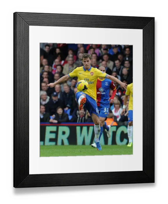 Framed Print : Aaron Ramsey in Action: Arsenal vs Crystal Palace, Premier League 2013-14 Framed Print : Aaron Ramsey in Action: Arsenal vs Crystal Palace, Premier League 2013-14